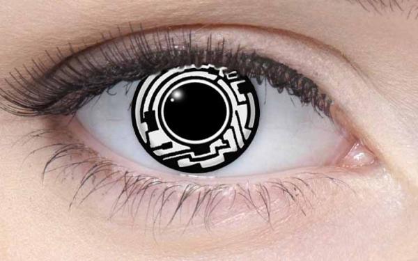Farbige Kontaktlinsen Motivlinsen LIEBEVUE Cyborg getragen