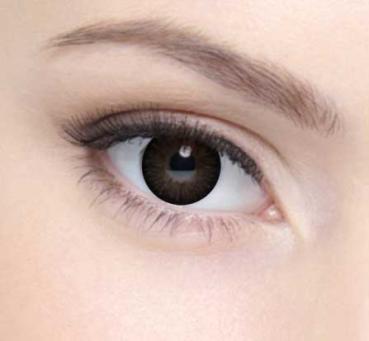 View of LIEBEVUE brown colored contact lenses on the eye - Big Eye Joy Brown